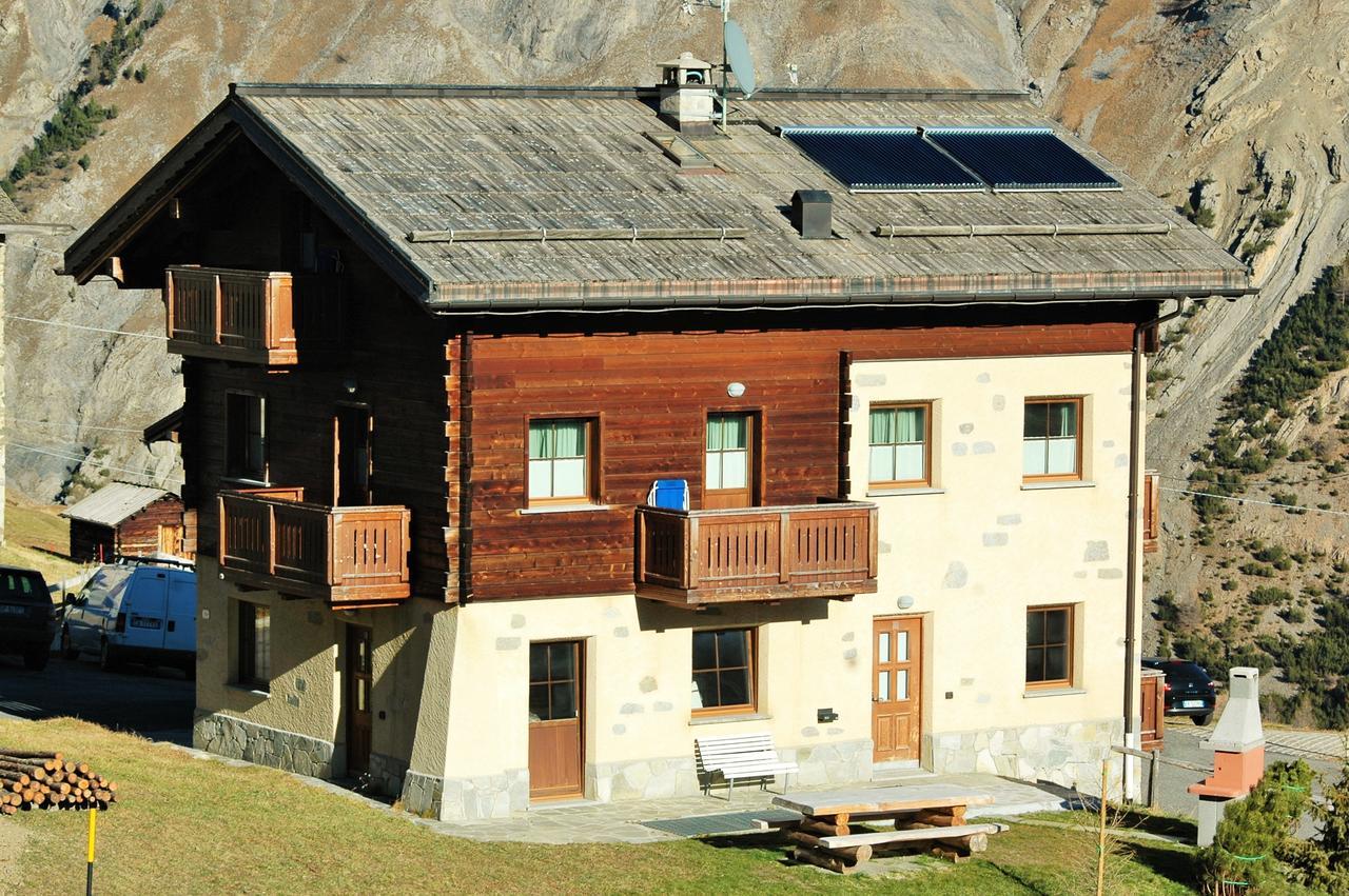 Chalet Li Baita Genny Λιβίνιο Εξωτερικό φωτογραφία