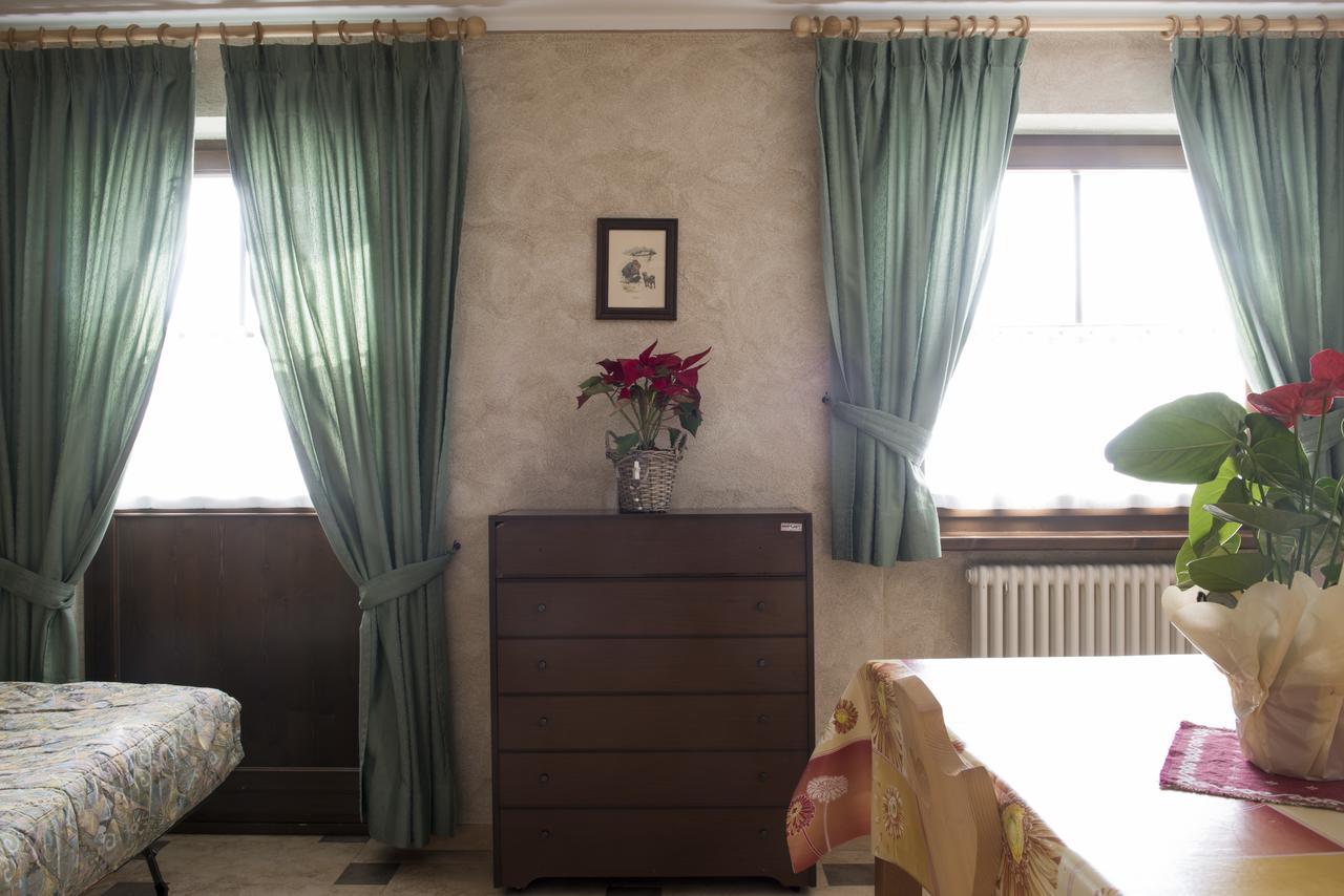 Chalet Li Baita Genny Λιβίνιο Εξωτερικό φωτογραφία