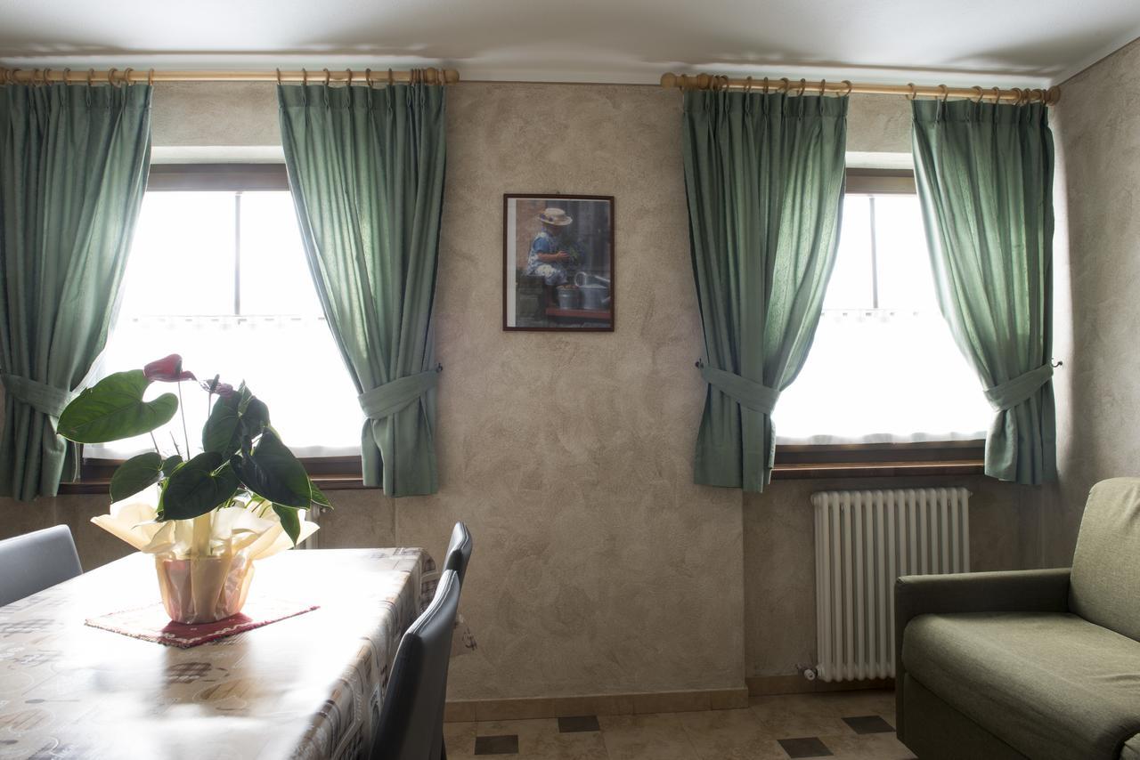 Chalet Li Baita Genny Λιβίνιο Εξωτερικό φωτογραφία