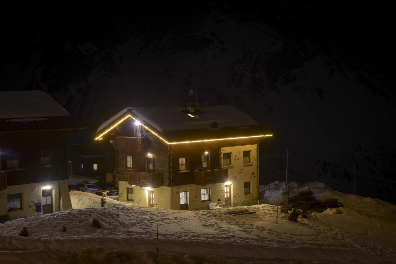 Chalet Li Baita Genny Λιβίνιο Εξωτερικό φωτογραφία