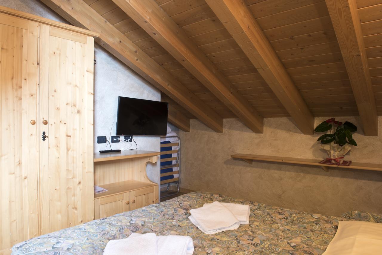 Chalet Li Baita Genny Λιβίνιο Εξωτερικό φωτογραφία