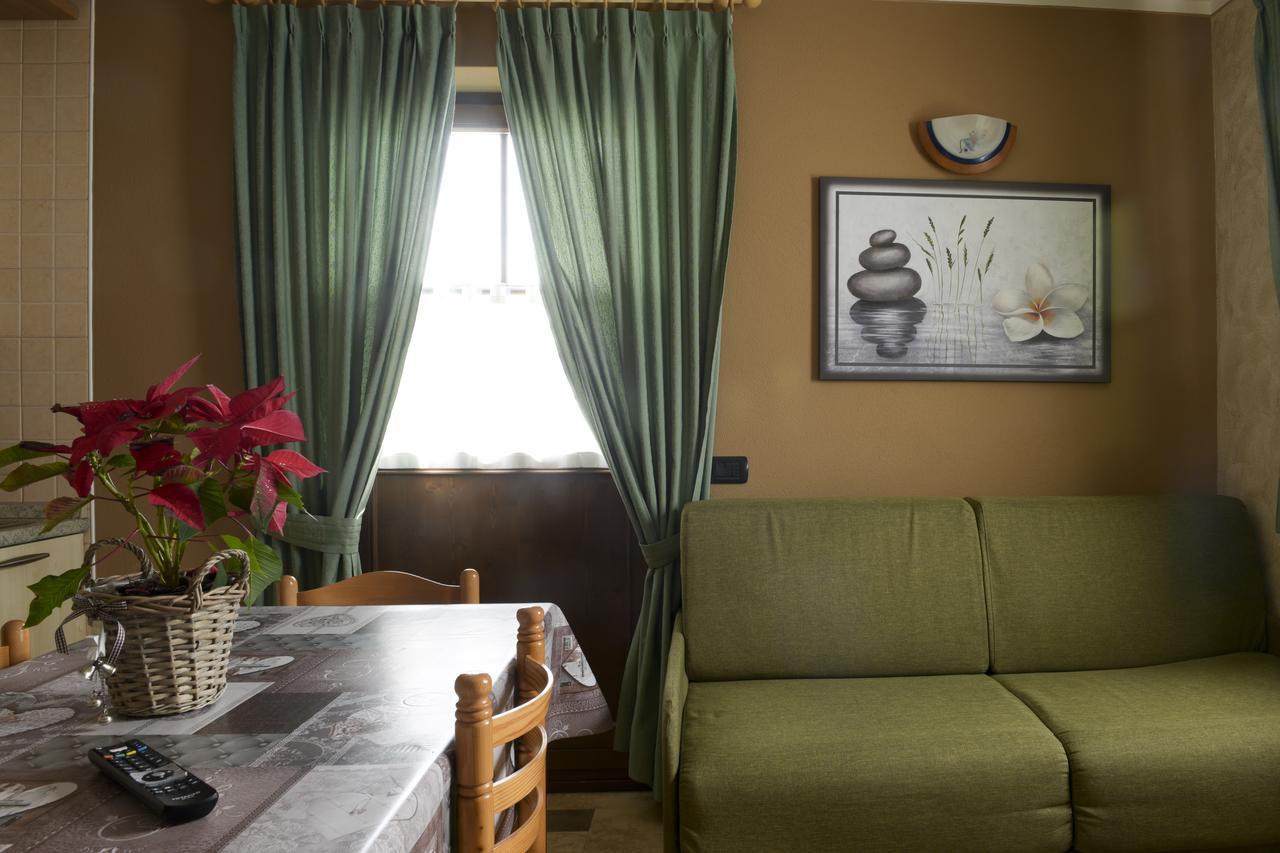 Chalet Li Baita Genny Λιβίνιο Εξωτερικό φωτογραφία